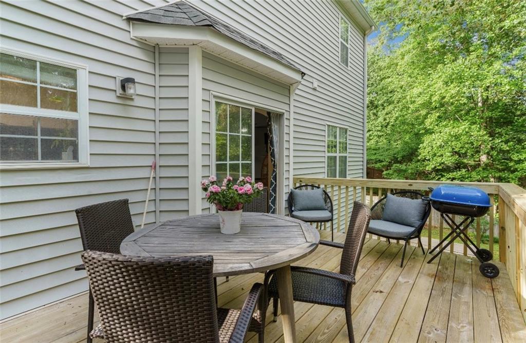 842 Eagle Glen Crossing