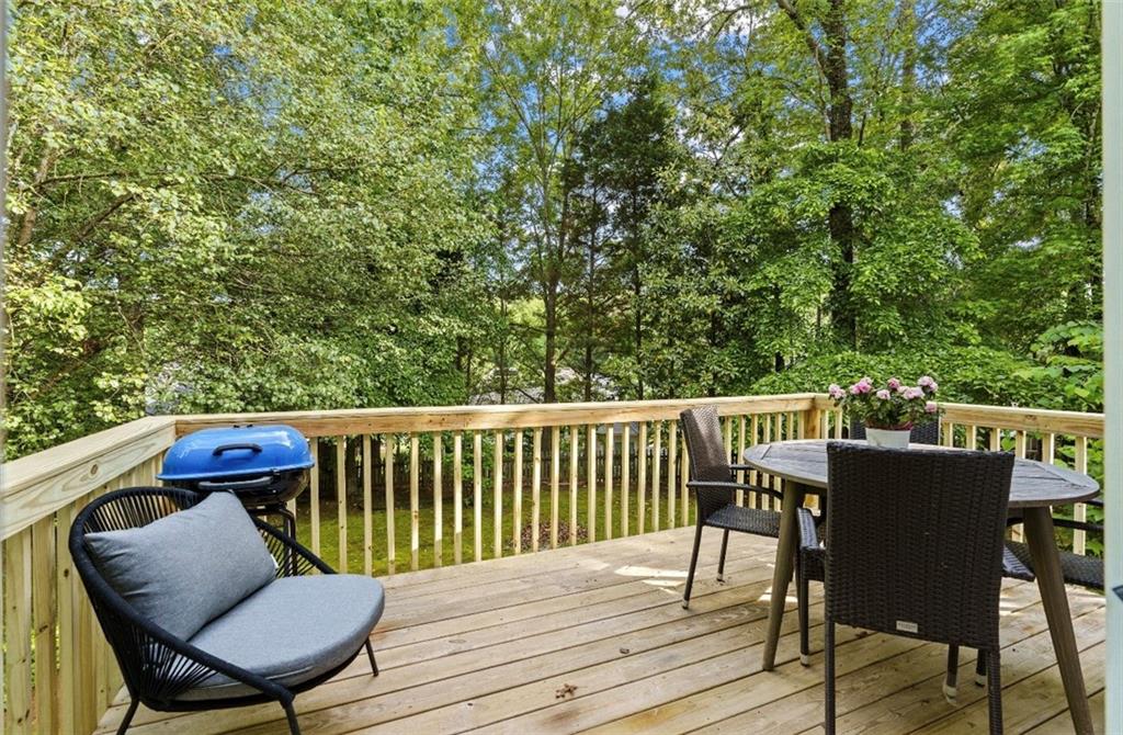842 Eagle Glen Crossing