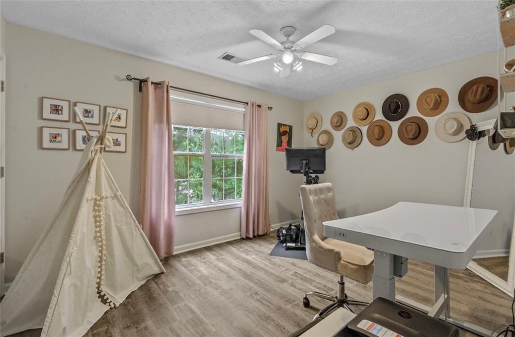 842 Eagle Glen Crossing