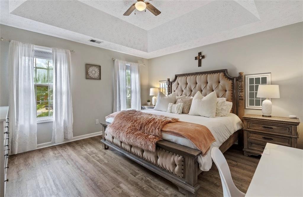 842 Eagle Glen Crossing