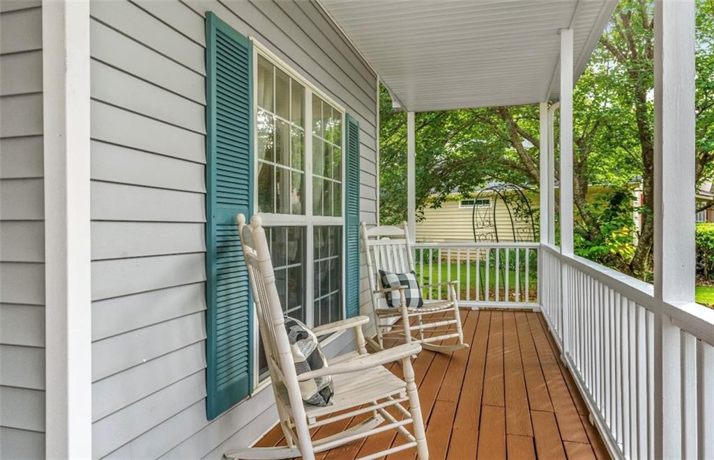 842 Eagle Glen Crossing