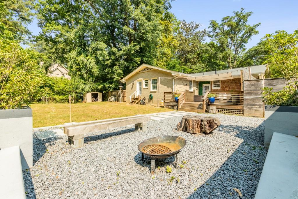 545 Windsor Parkway