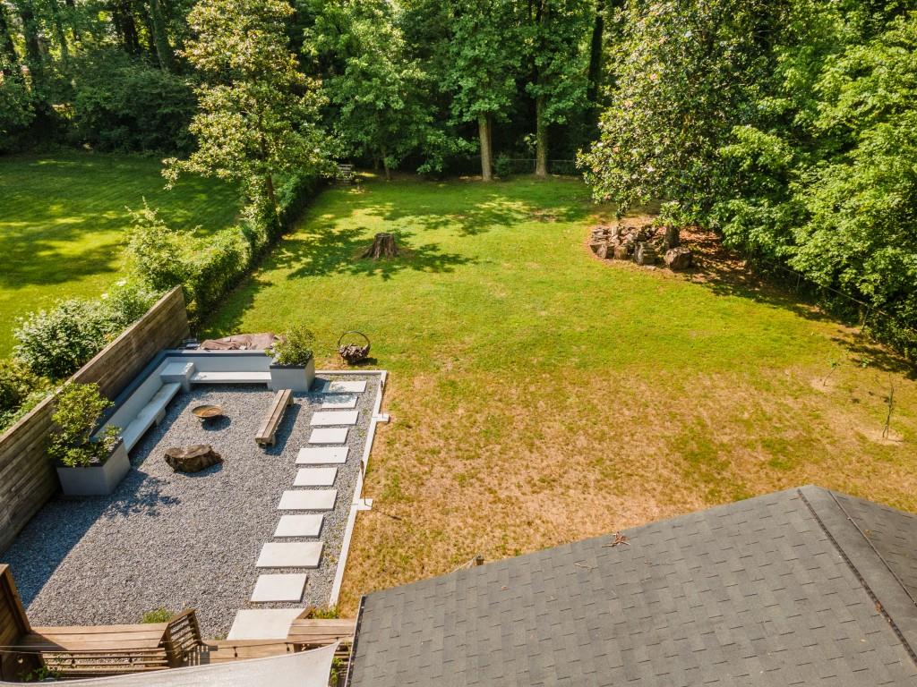 545 Windsor Parkway