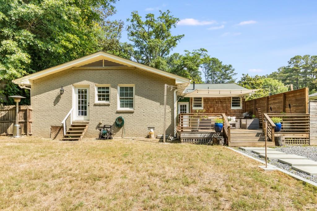 545 Windsor Parkway