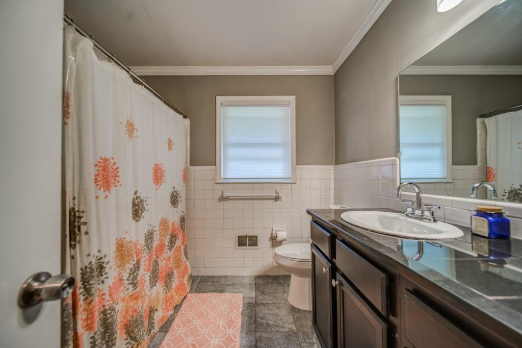 2646 Regency Drive E