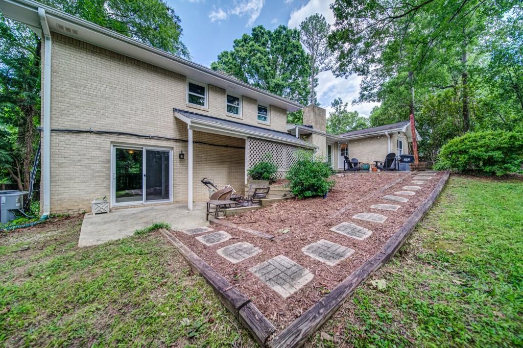 2646 Regency Drive E
