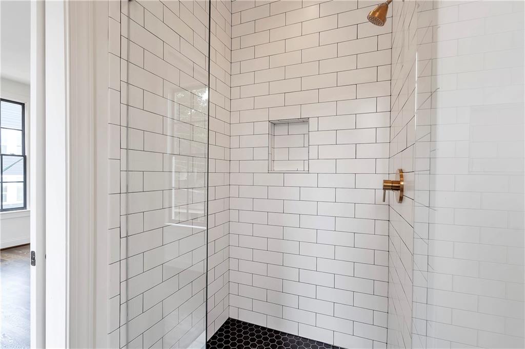 42 Bass Street SE