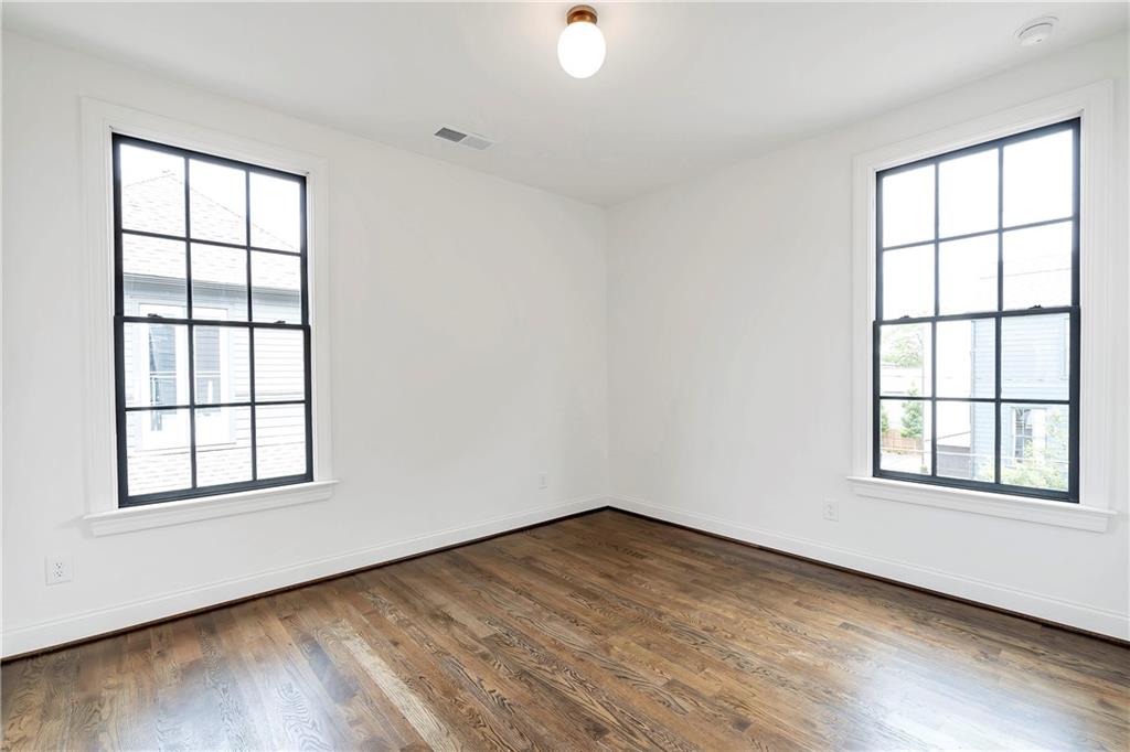 42 Bass Street SE