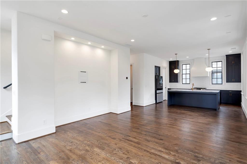 42 Bass Street SE