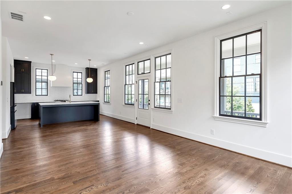 42 Bass Street SE