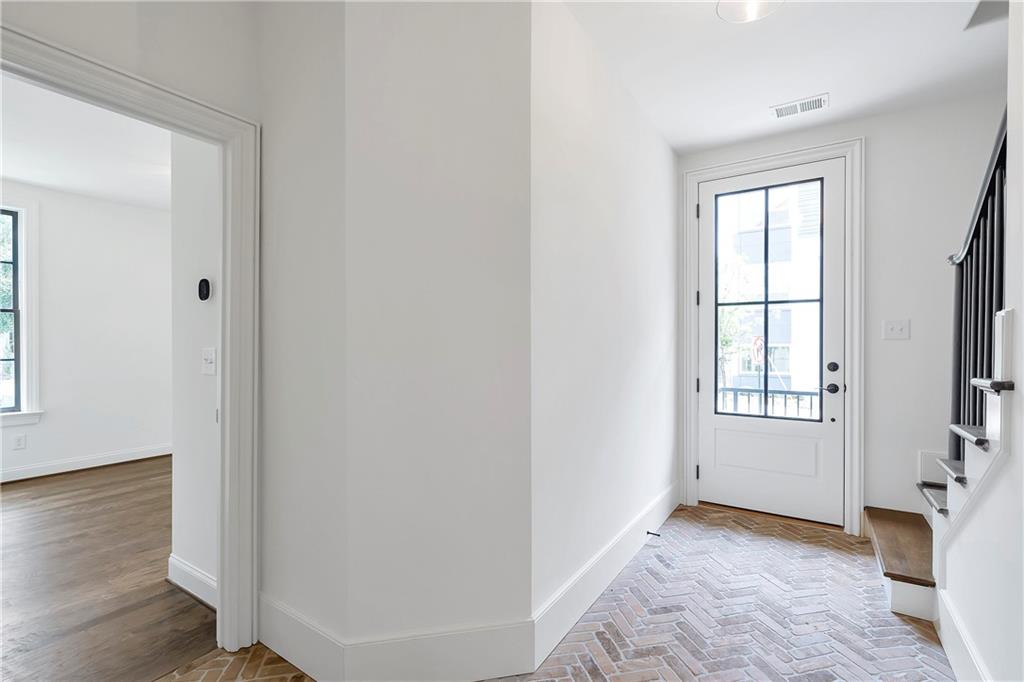 42 Bass Street SE