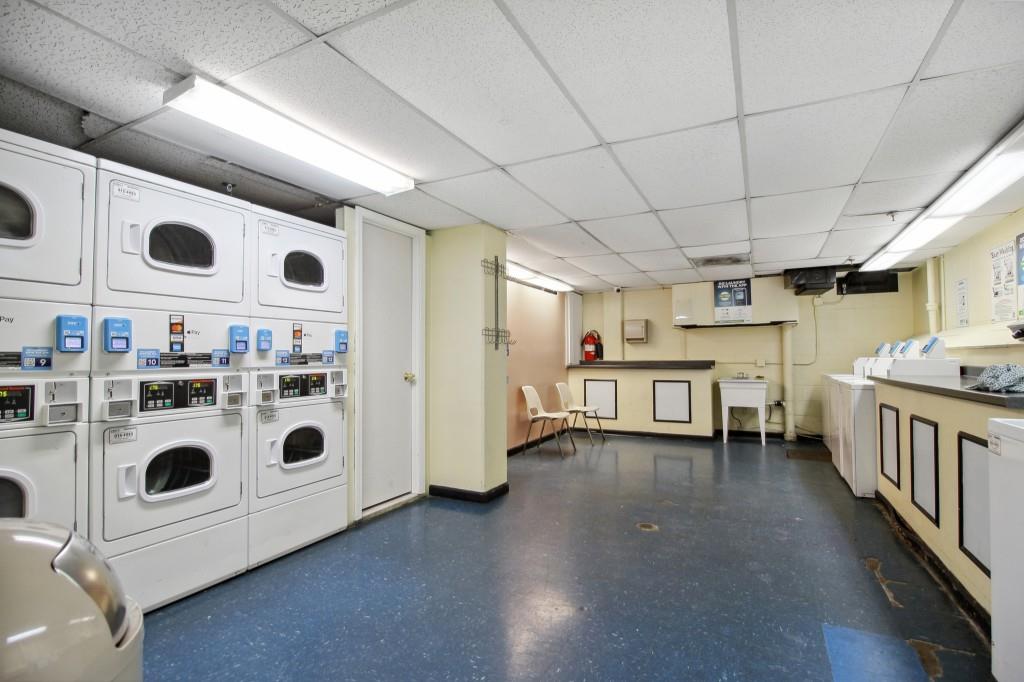 215 Piedmont Avenue NE Unit 203