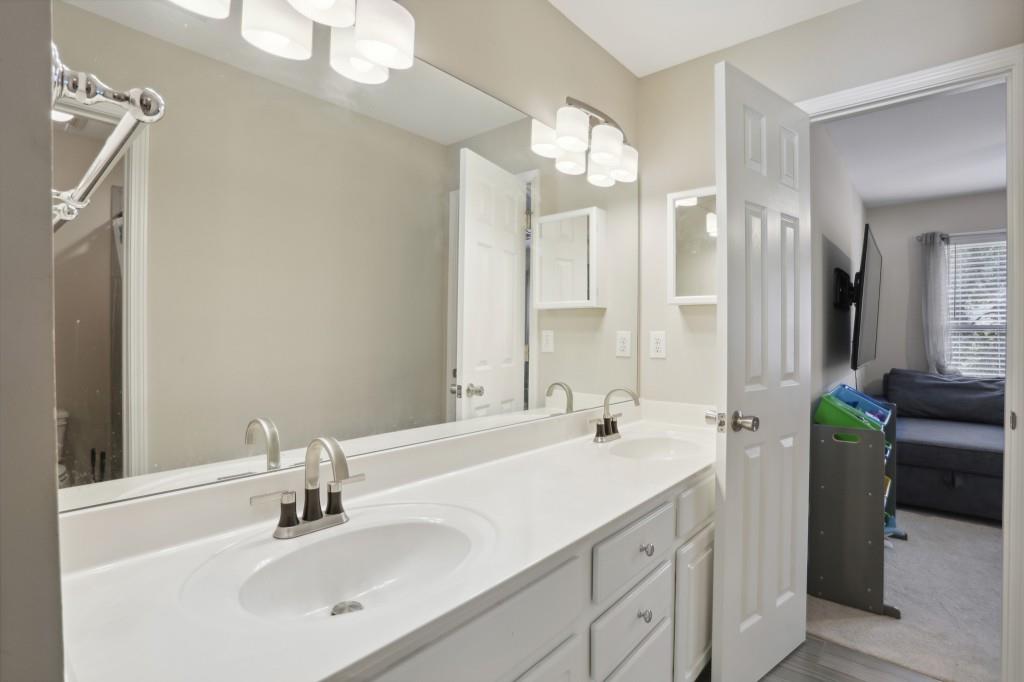 950 Wilde Run Court