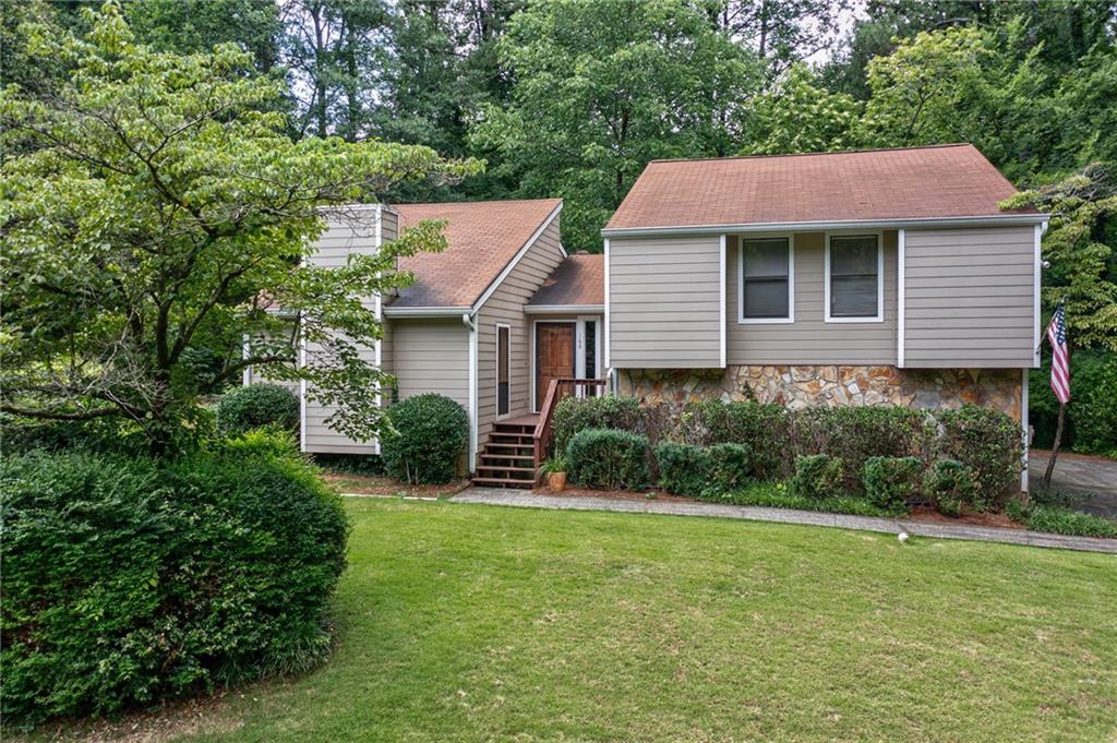 168 Port Patrick Lane SE