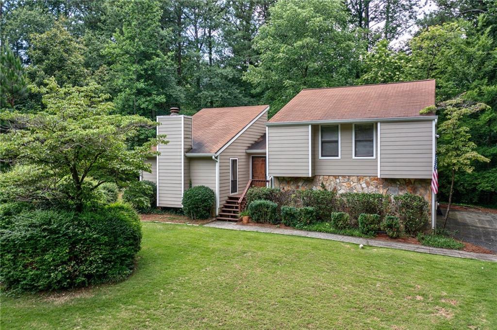 168 Port Patrick Lane SE