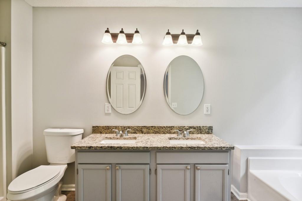 2940 Lakeridge Drive