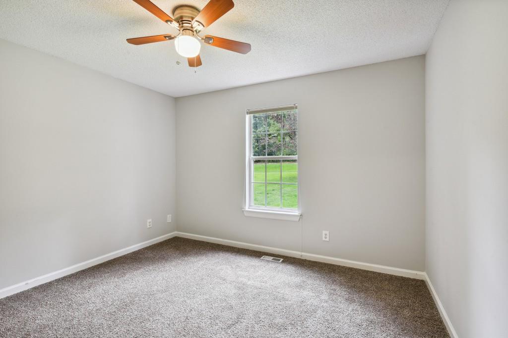 2940 Lakeridge Drive