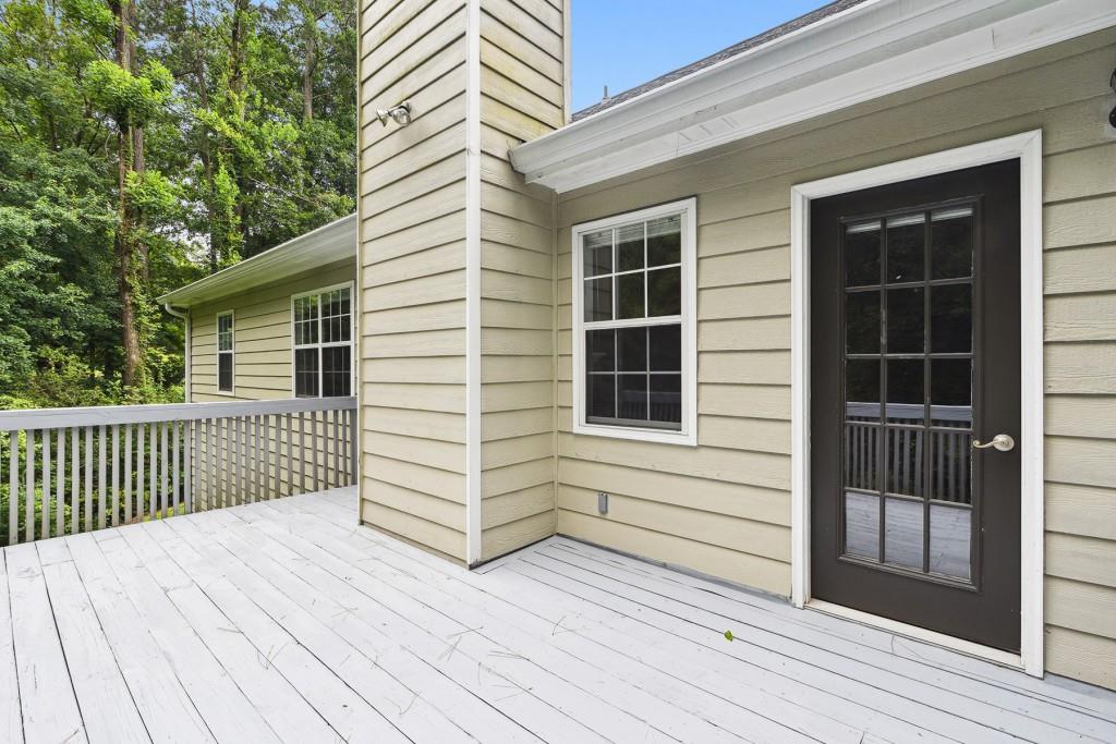 2940 Lakeridge Drive