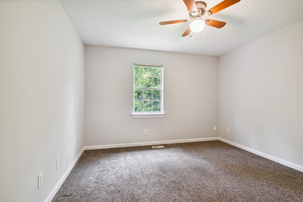 2940 Lakeridge Drive