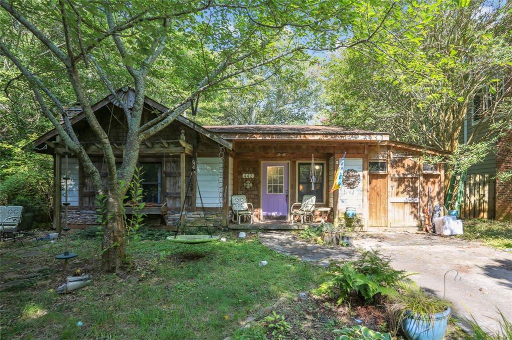 442 MAGNOLIA Drive