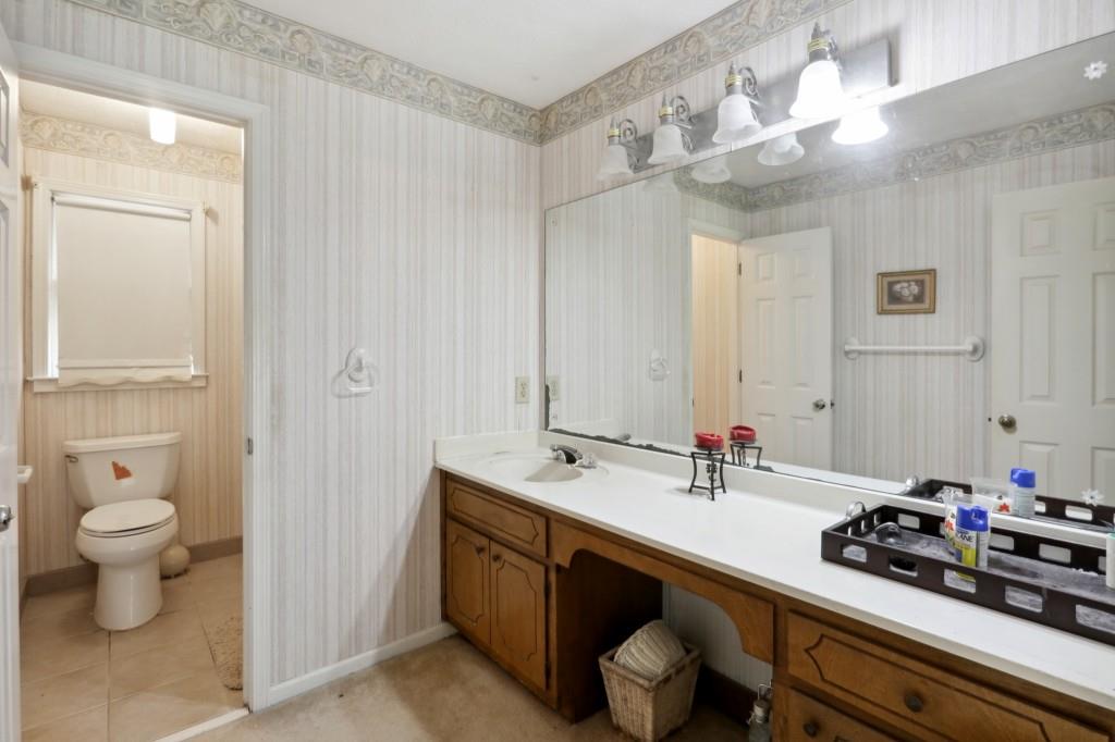 713 Cedar Trace SW