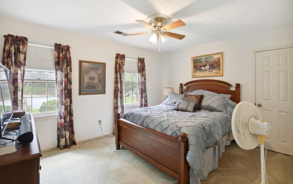 713 Cedar Trace SW