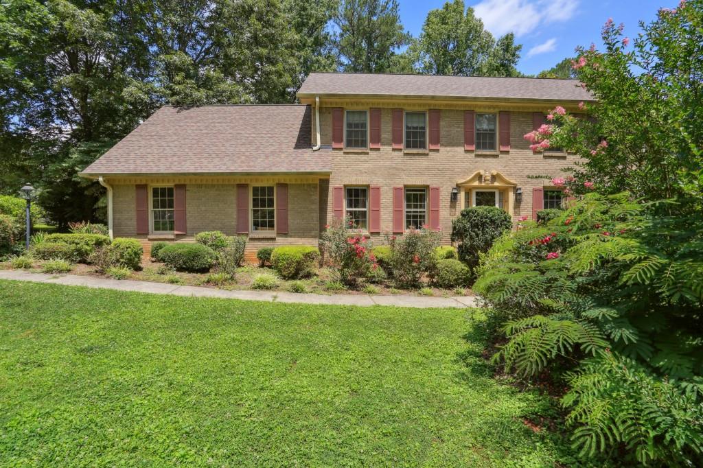 713 Cedar Trace SW