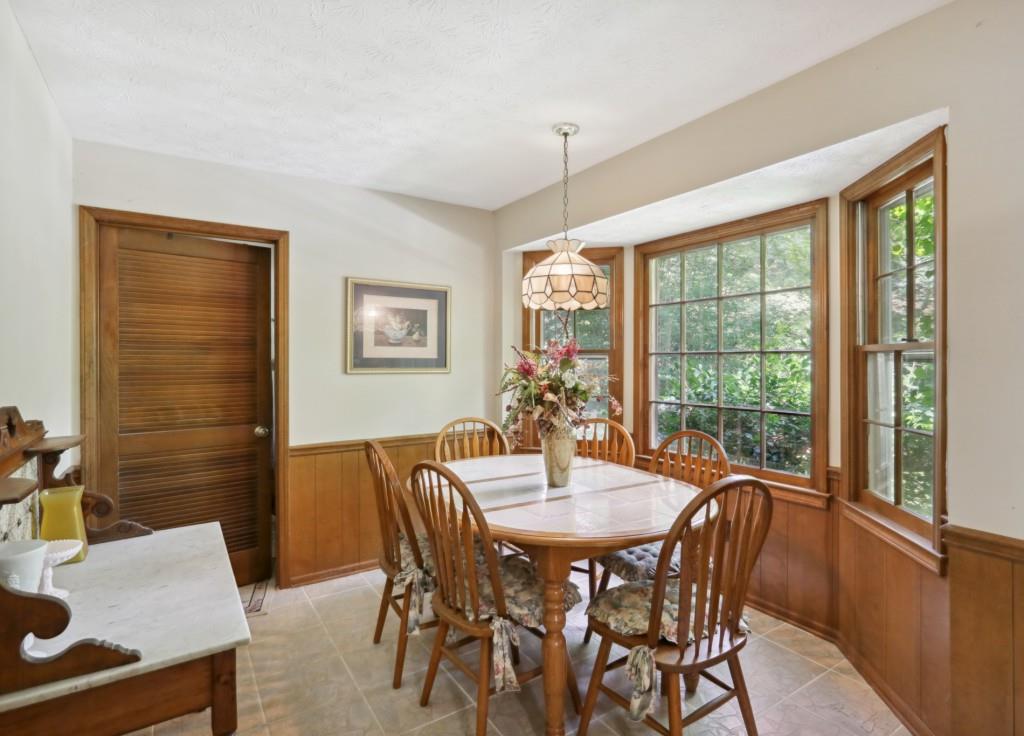 713 Cedar Trace SW