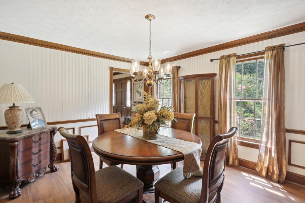 713 Cedar Trace SW