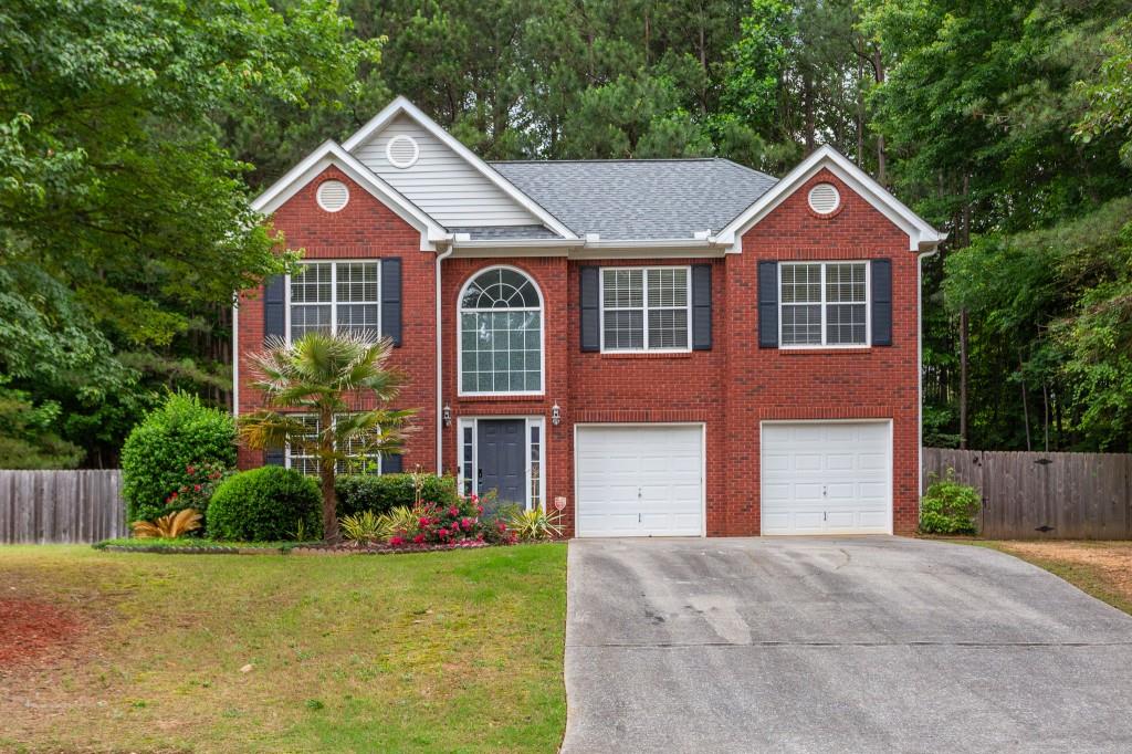 5716 Wandering Vine Trail SE
