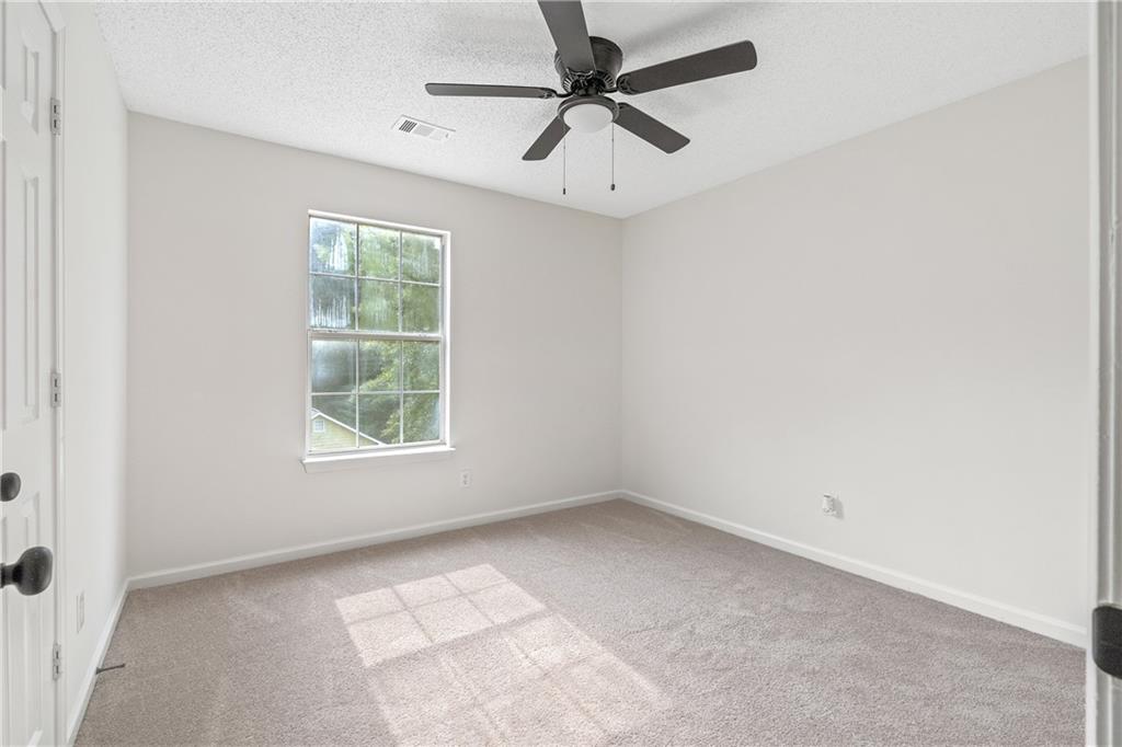 5692 Chisolm Trail