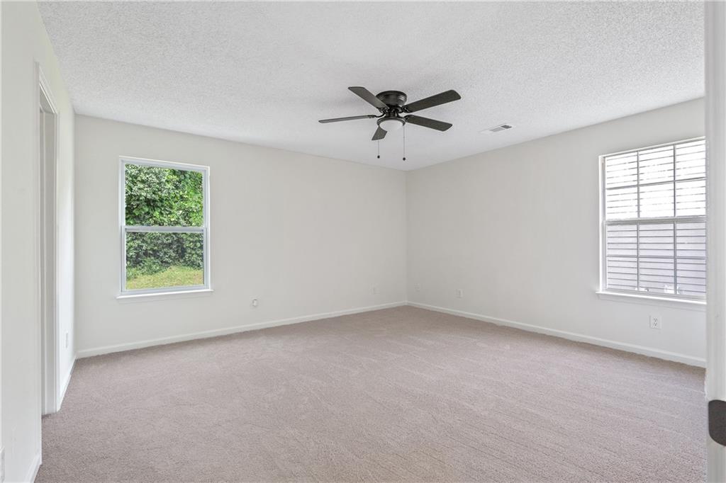 5692 Chisolm Trail