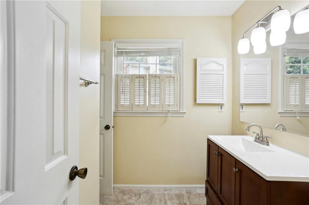 1126 Moorestown Circle
