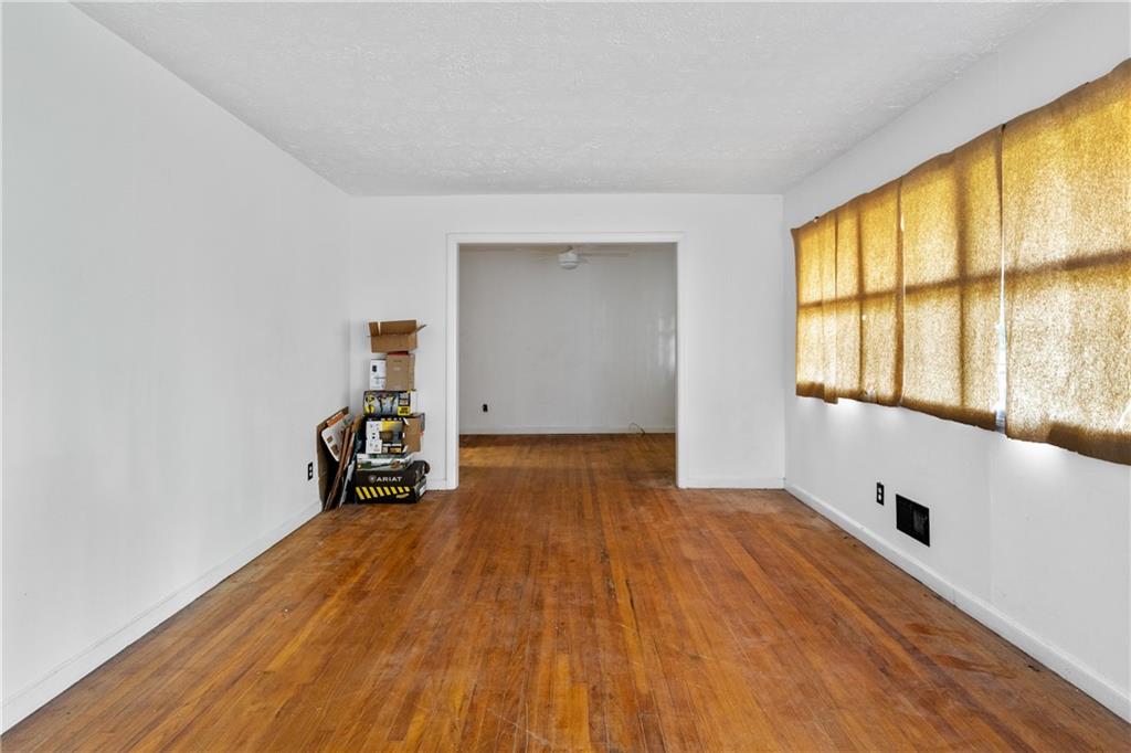2225 Brownsville Road