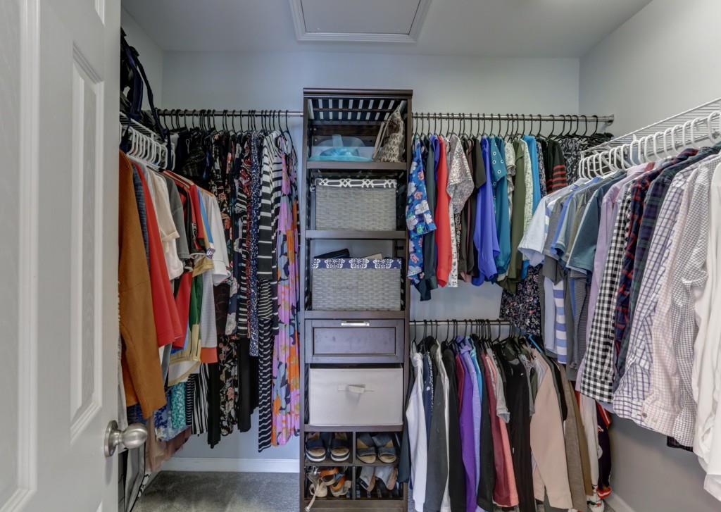 835 Charles Bank Avenue SE