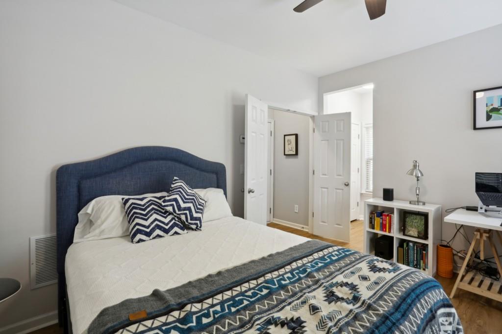 835 Charles Bank Avenue SE