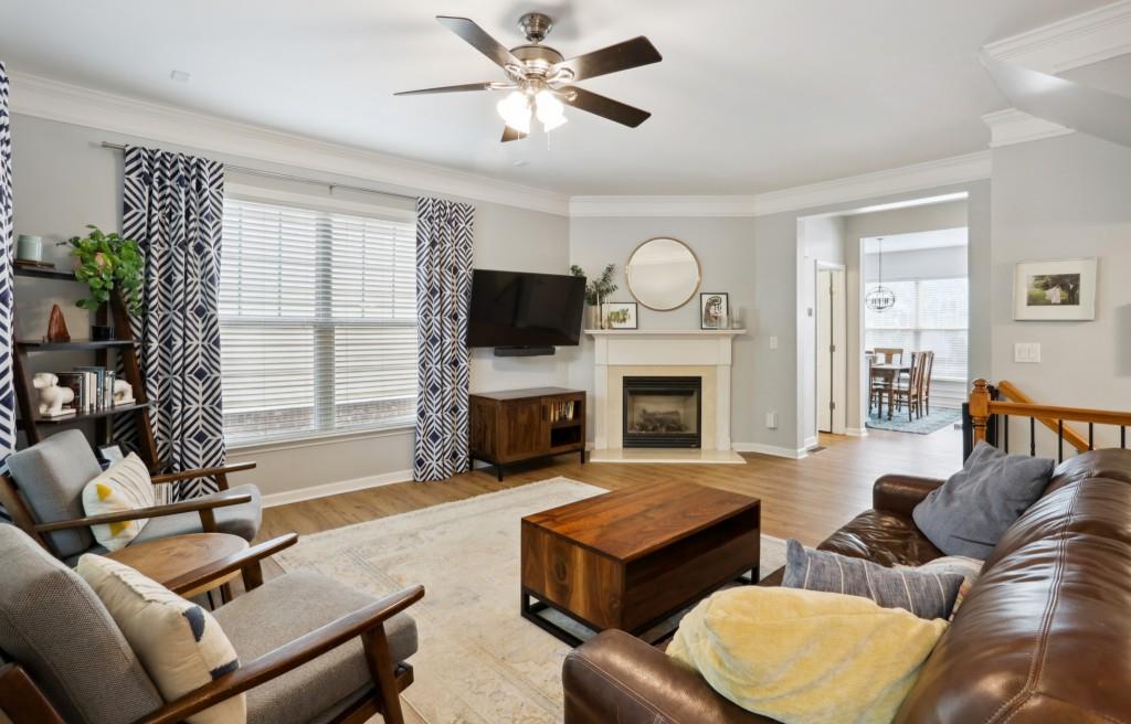 835 Charles Bank Avenue SE