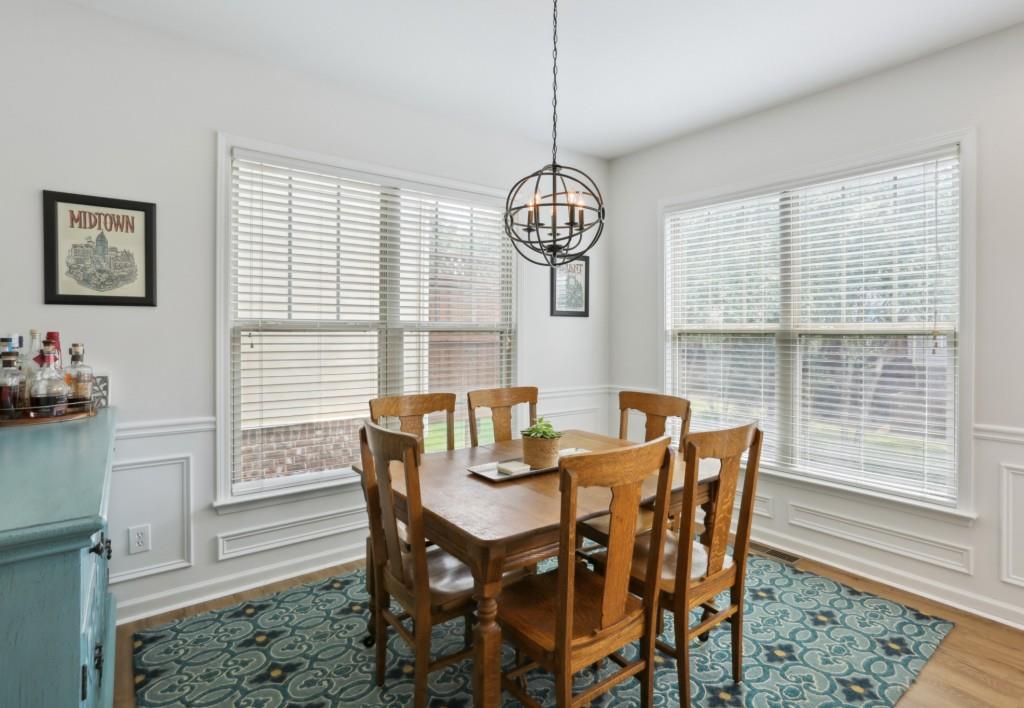 835 Charles Bank Avenue SE