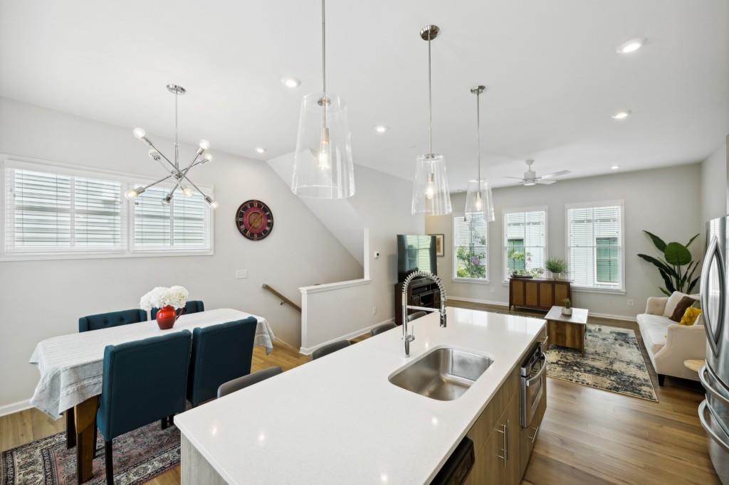 710 Needletail Way