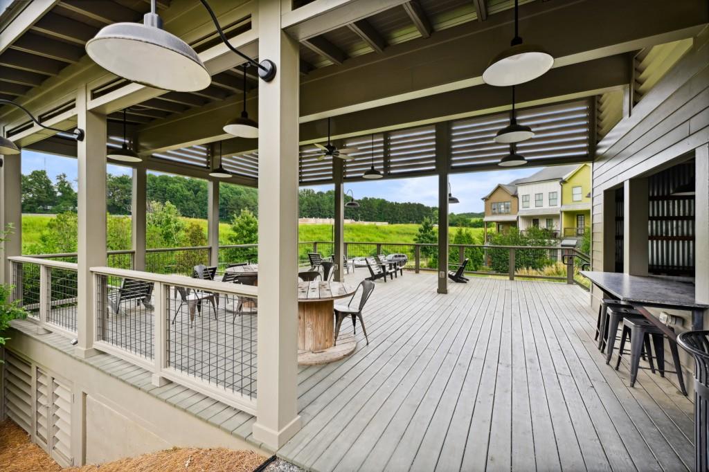 710 Needletail Way