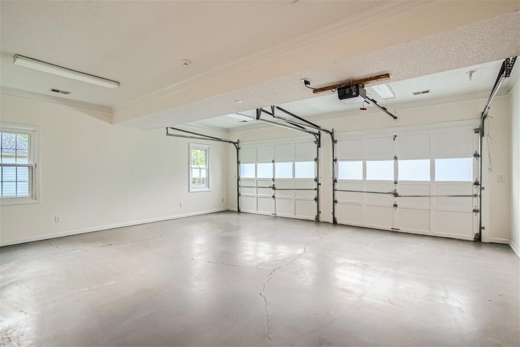 6075 Carriage Court