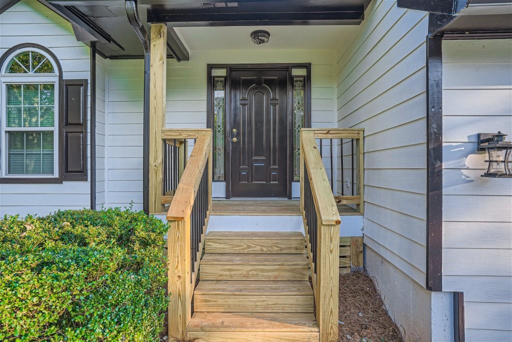 6075 Carriage Court