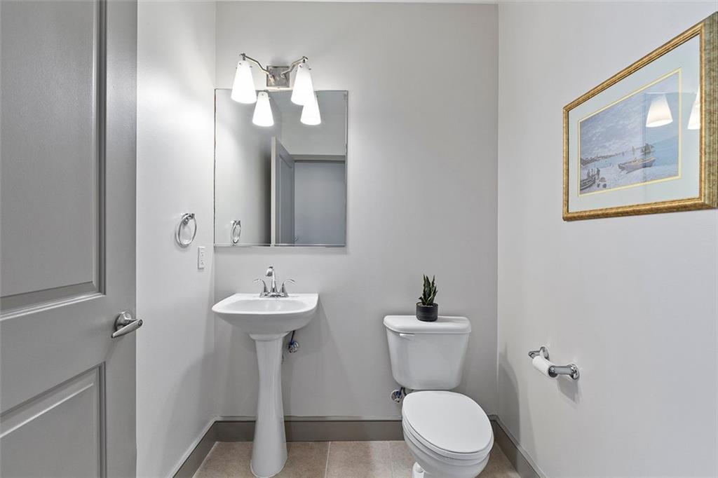 950 W Peachtree Street Unit #1009
