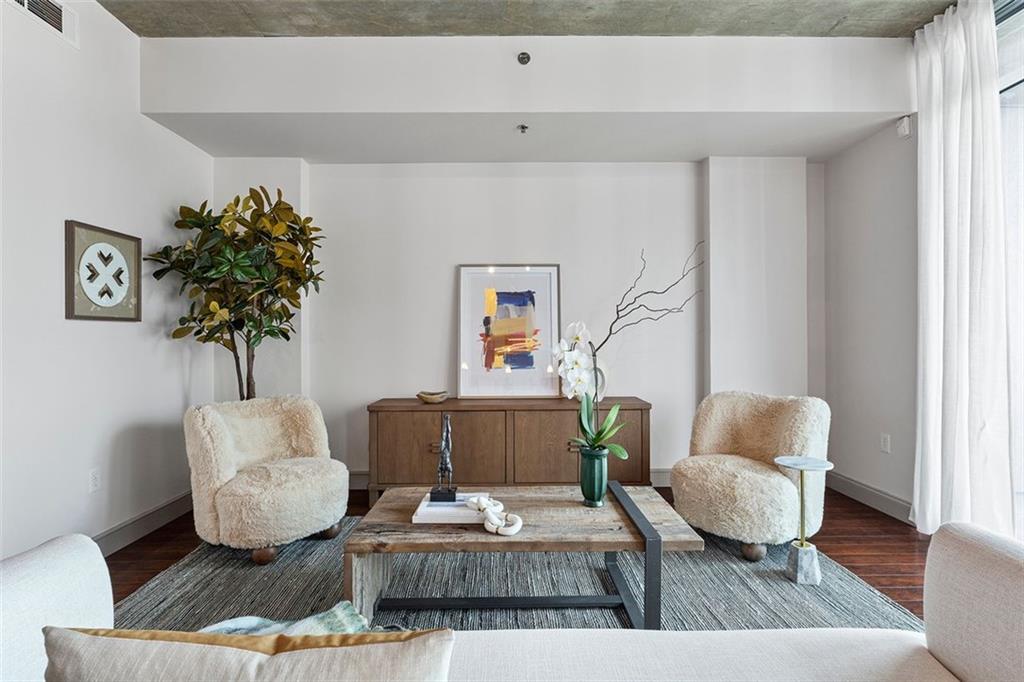 950 W Peachtree Street Unit #1009