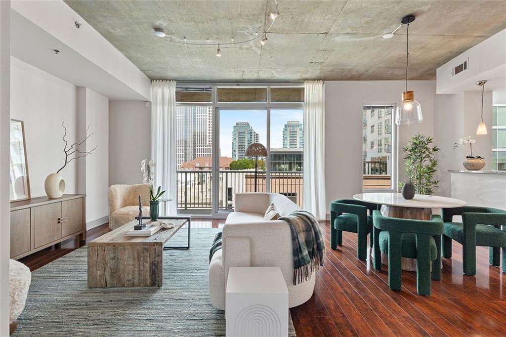 950 W Peachtree Street Unit #1009