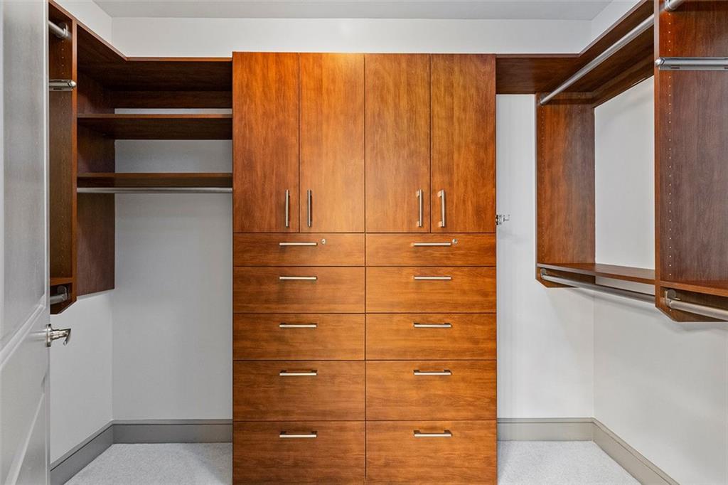 950 W Peachtree Street Unit #1009
