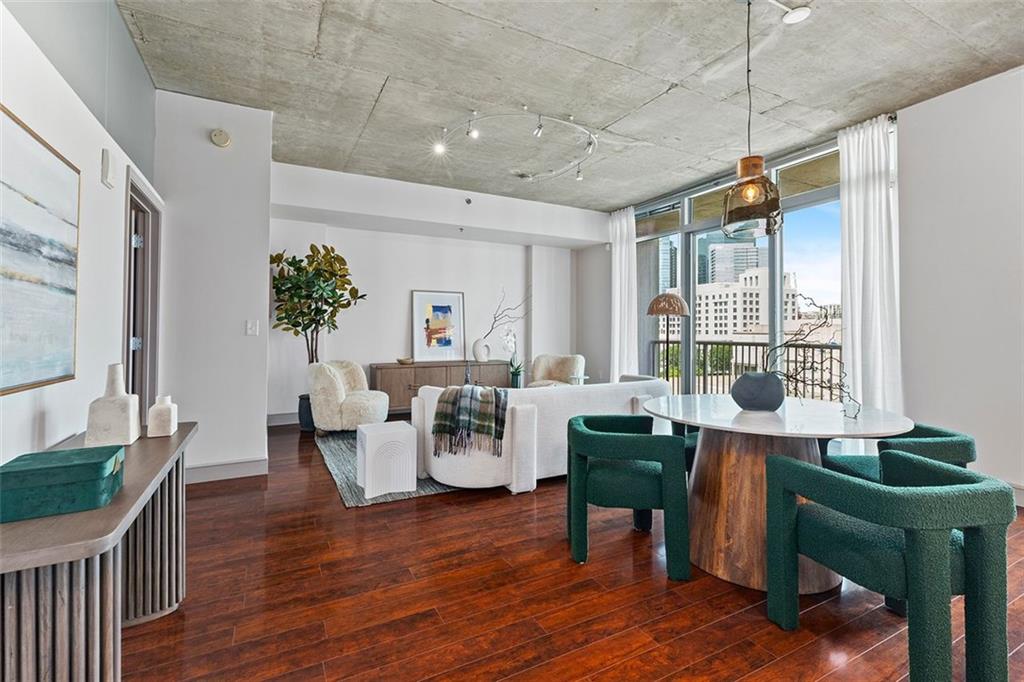 950 W Peachtree Street Unit #1009