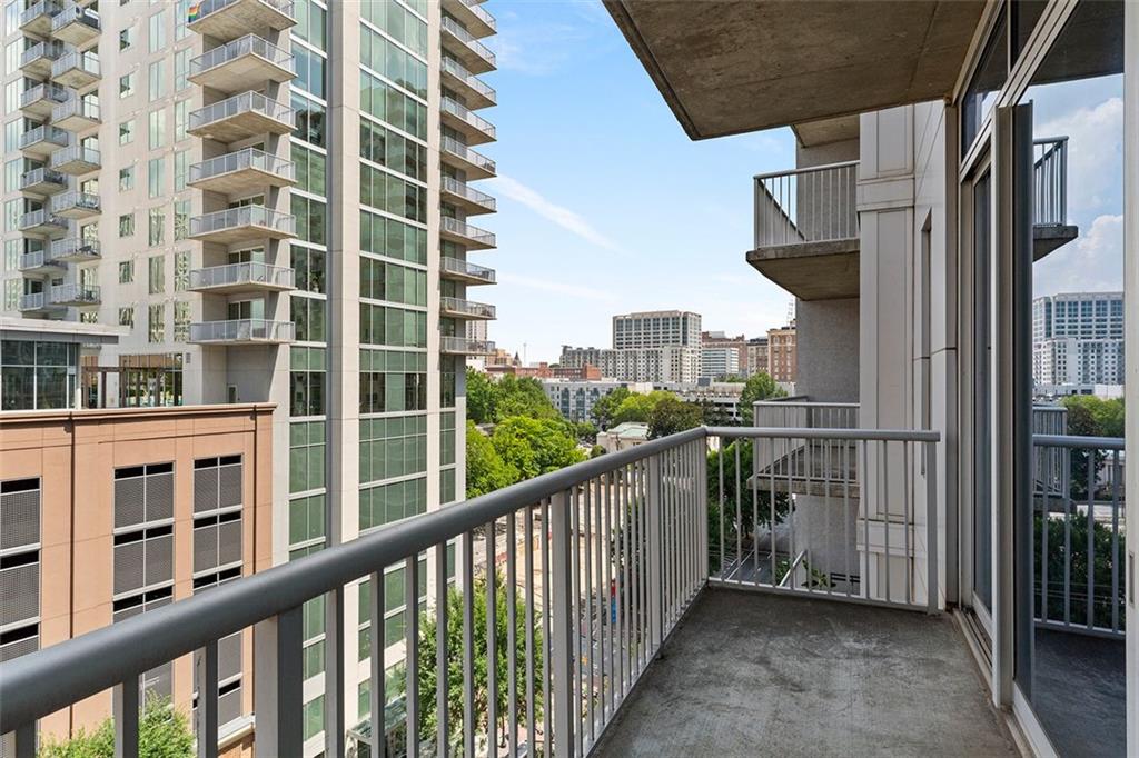 950 W Peachtree Street Unit #1009