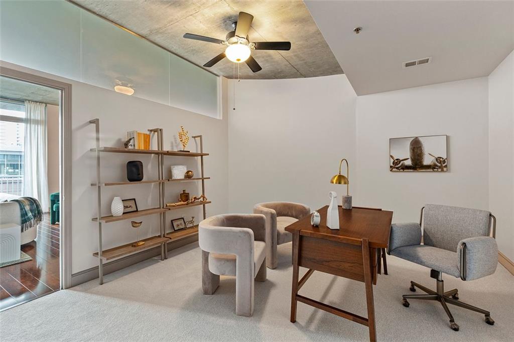 950 W Peachtree Street Unit #1009