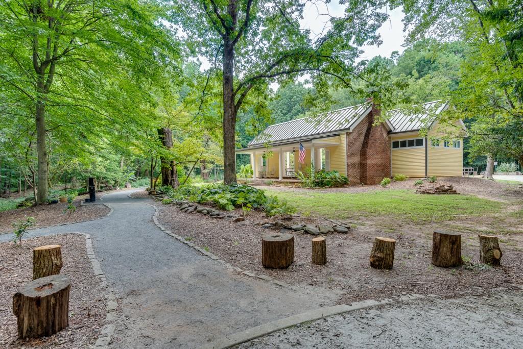 3090 Briarlake Road